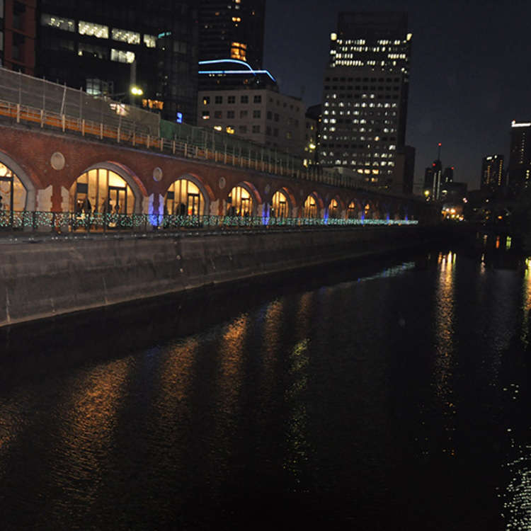 Take a Picture from an Antique Bridge!