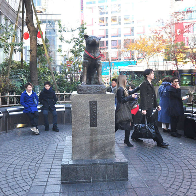 This is THE spot to meet in Shibuya