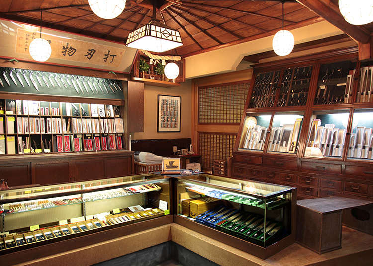 Old-established shops in Nihonbashi of more than a 100 years old