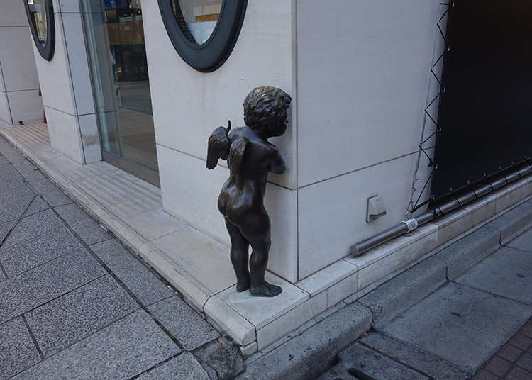 Bertemu dengan patung malaikat di Ginza