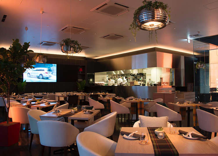 Dining at UPSTAIRS
