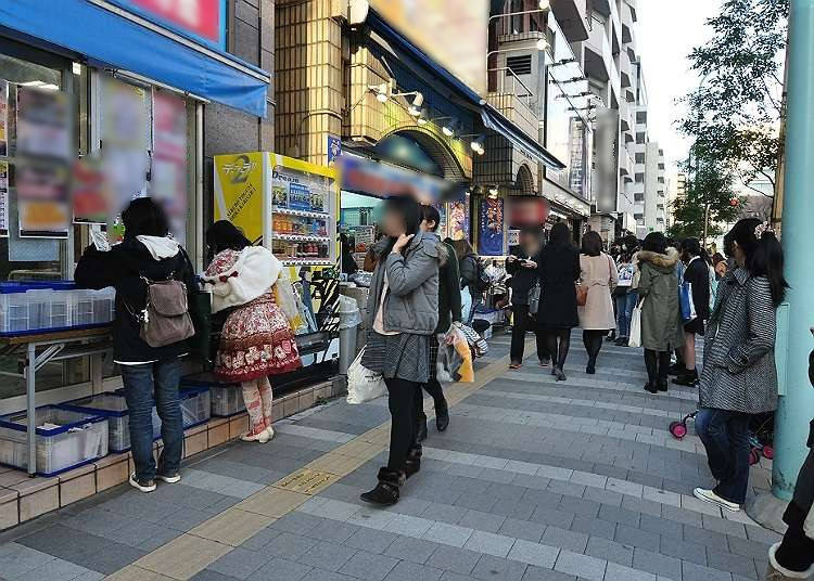 レアなアニメグッズが入手できる!