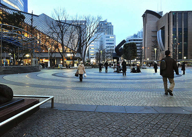 Di sinilah taman Ikebukuro!