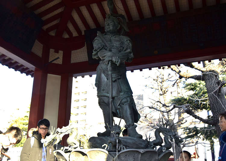 お参りの前にお清め