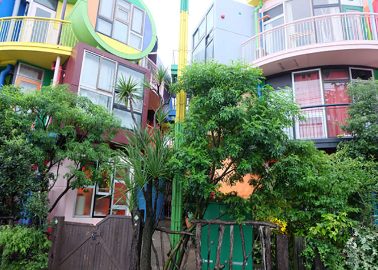 Experience-based Art Architecture with Ingenious Color Design