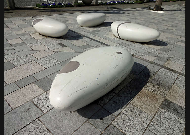 ベンチもアートに!