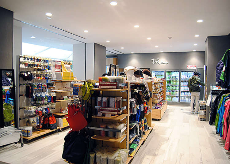 周邊商品很齊全的「楓kaede」
