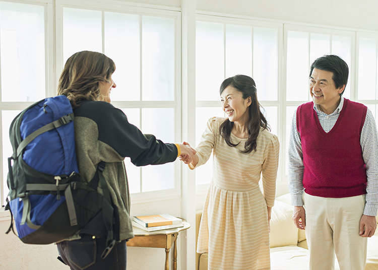Topics to avoid speaking about in Japan