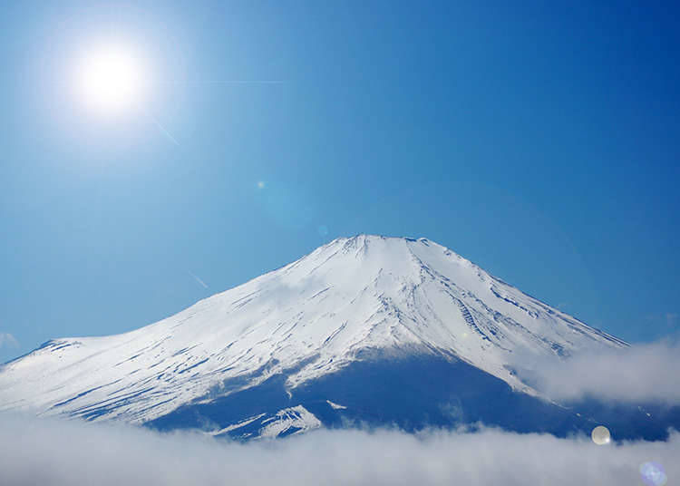 Dewa Shinto Jepang