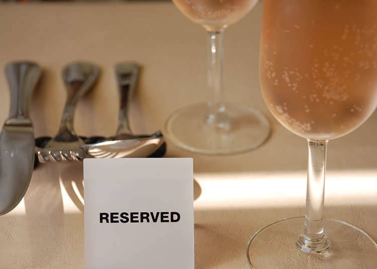 Perlukah Membuat Reservasi di Restoran?