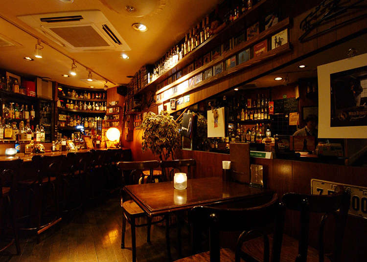 Rock Bar Oasis (ร็อคบาร์ โอเอซิส)
