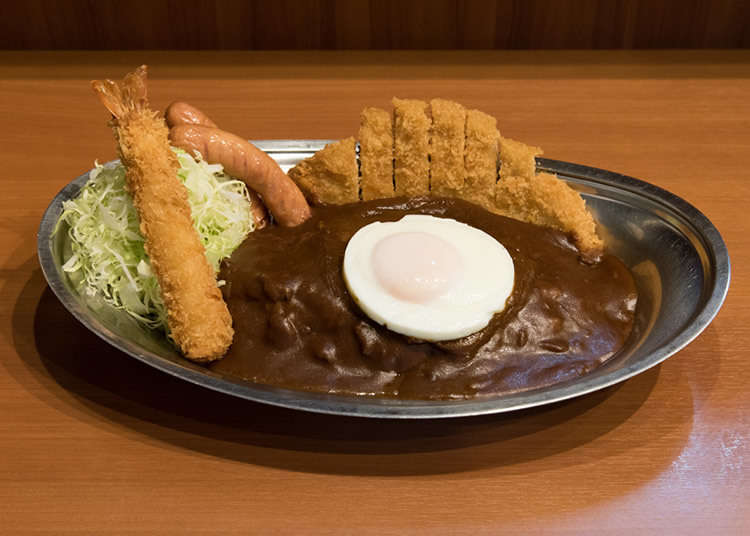 ボリューム満点の加賀カレー!