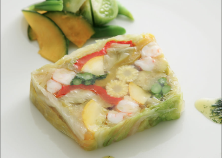 Paket masakan Prancis yang hanya menyediakan paket
