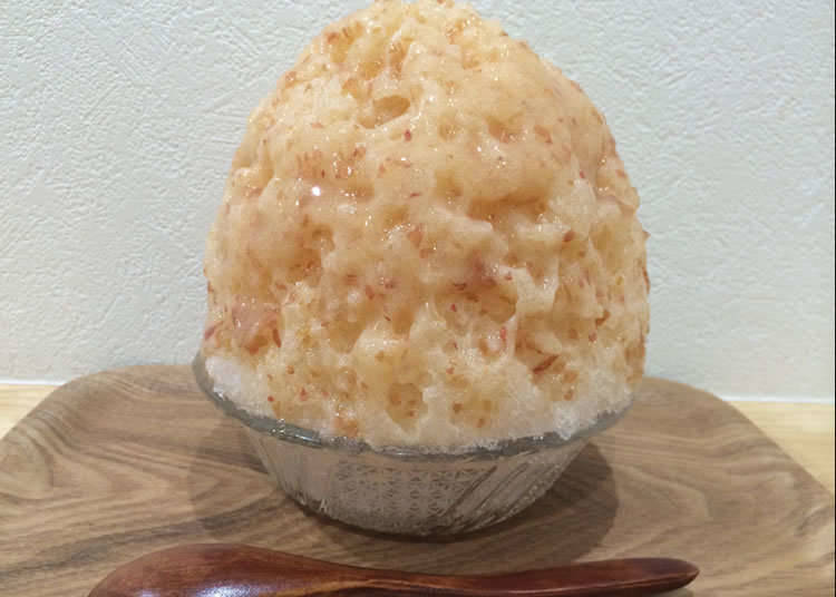 น้ำแข็งไสฟูนุ่มทำจากน้ำแข็งธรรมชาติของภูเขาไฟฟูจิ
