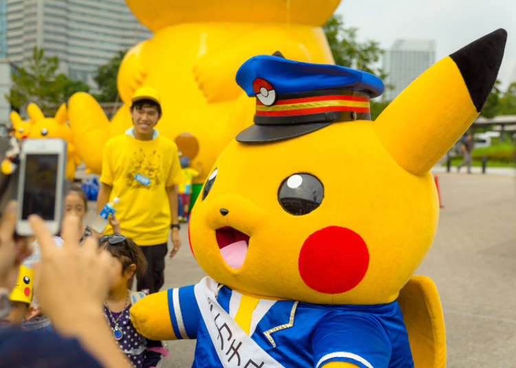 ピカチュウと記念撮影