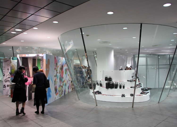 COMME des GARCONS는 꼭 주목
