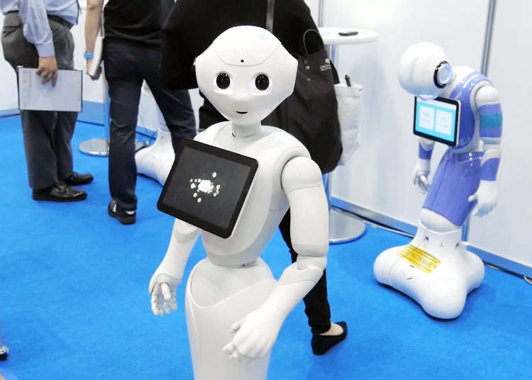 いつでもどこでも人気の「ペッパー君」
