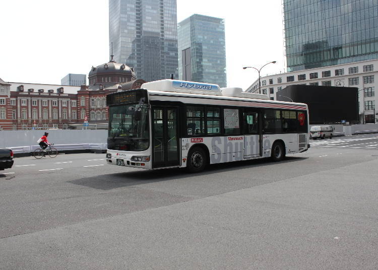 Marunouchi Shuttle - Touring Around Tokyo Station