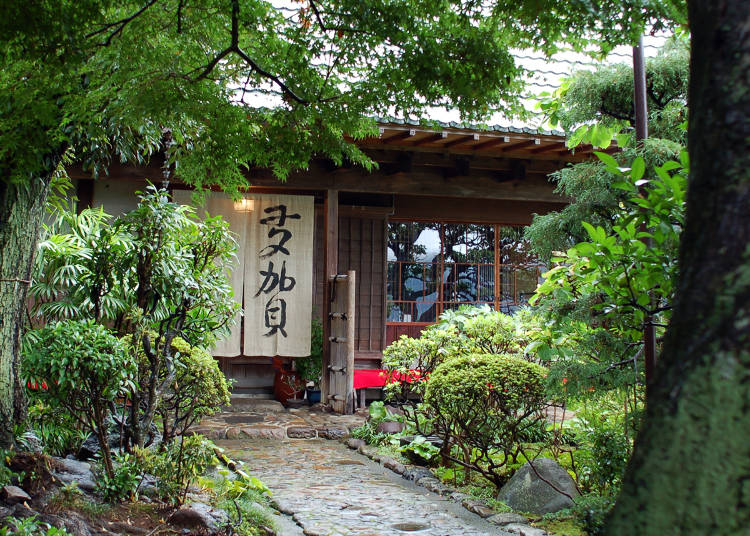 江戸末期の豪商の館を移築「蕎麦処 多賀」