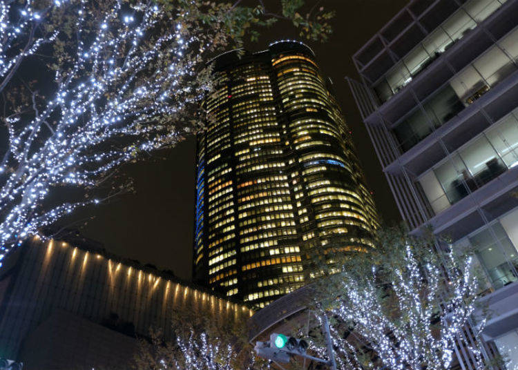 Illumination Magic in Roppongi: From Candlelight to Snow and Back