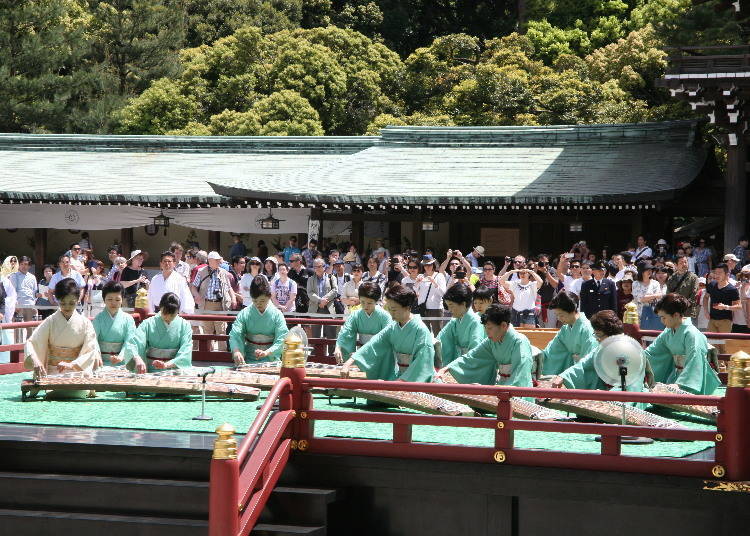 May: Traditional Music and Dance during Golden Week