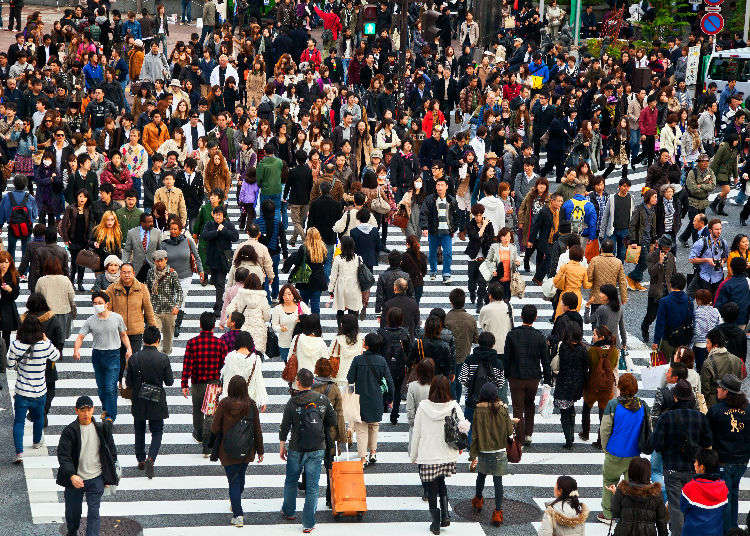 Japan in Numbers: What’s the Average Life Expectancy, Height, and Monthly Income?