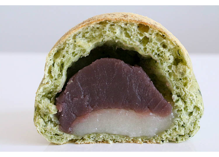 【11】まるで草だんごそのもの!「草だんごあんぱん」