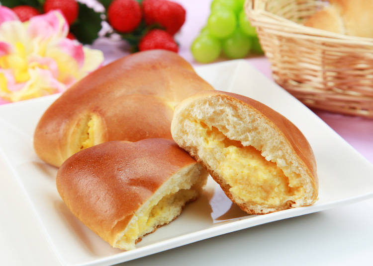 こっくりした甘みで「クリームパン」も人気高し