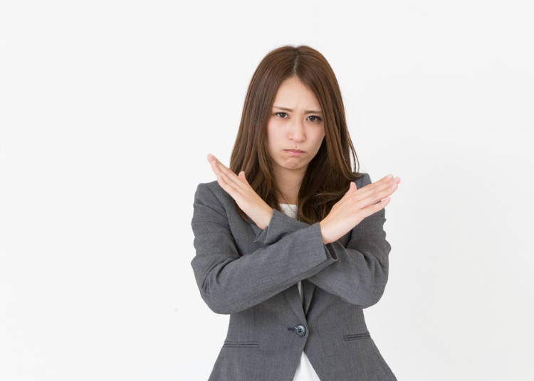 三、在公開場合一般不會直接說不行或不同意,而會委碗拒絕