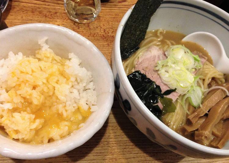 一般餐廳裡常見的雙重澱粉類食物組合