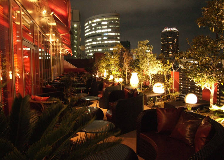 Franzuya: Relax Under Tokyo’s Night Sky on an Open Terrace