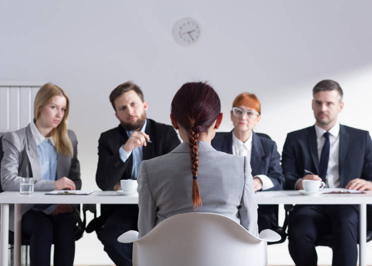 9) Why are There So Many People Sitting in Front of Me? Multiple Interviewers Play Different Characters