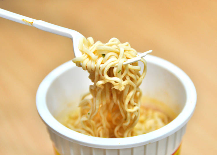 7. スプーン/フォーク/箸はお使いになりますか? Supu-n/fo-ku/ohashi ha otsukai ni narimasu ka? - Would you like a spoon/fork/chopsticks?