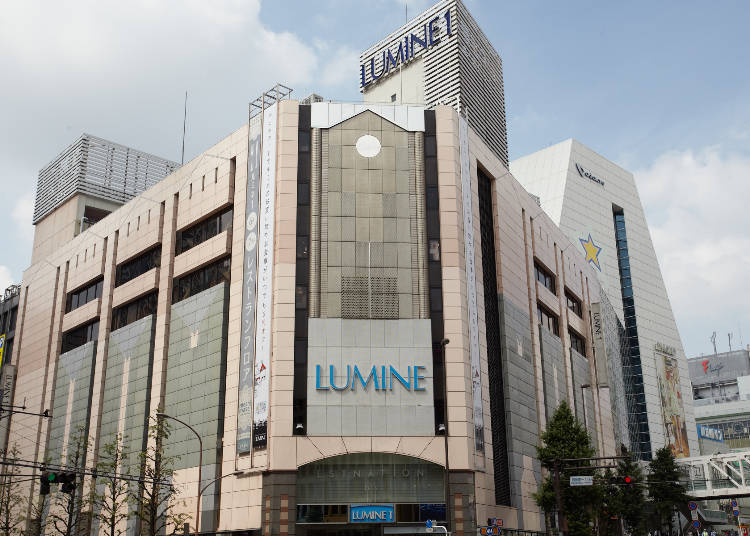 도쿄 최대 규모의 다양한 종류의 후쿠부쿠로가 가득한 루미네 신주쿠(LUMINE Shinjuku)