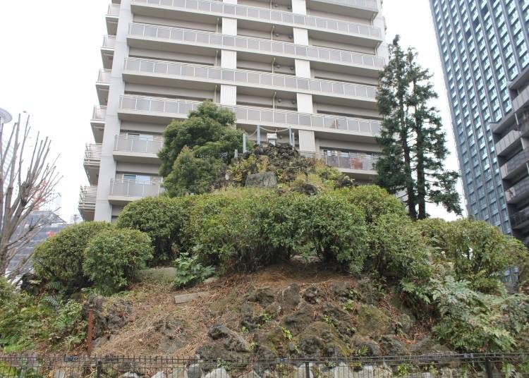 Secret Sightseeing Tip #7: Climb Miniature Mount Fuji at Naruko Tenjin Shrine!