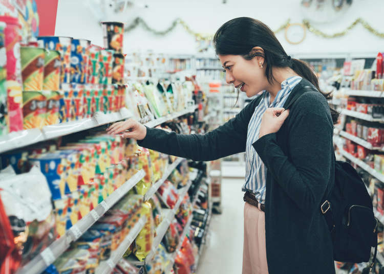 What Japanese Really Buy At Grocery Stores: Japan’s Top 10 Supermarket Snacks!