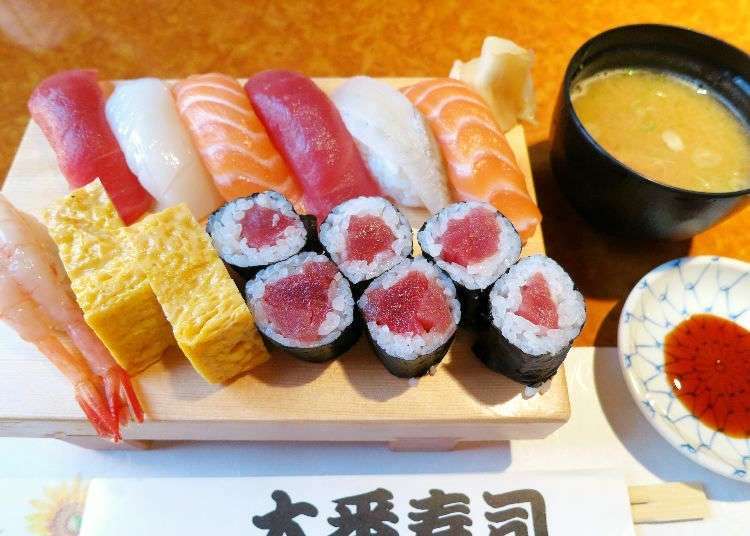 Hasil gambar untuk 3. Sushi