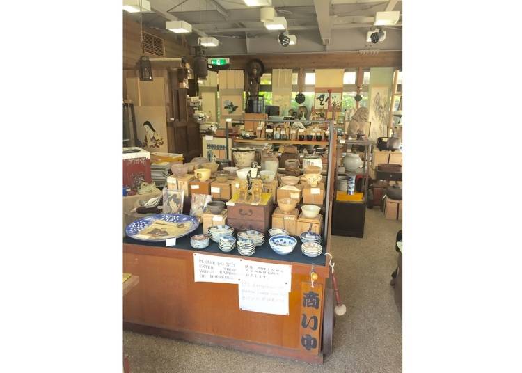 鎌倉で150年以上の歴史を誇る古美術店!『紅家美術店』