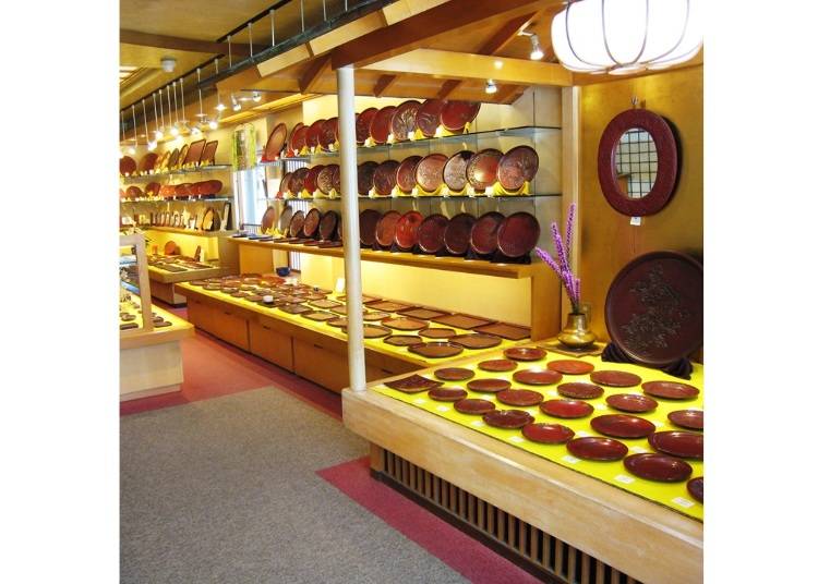 職人の技が光る伝統工芸鎌倉彫専門店!『鎌倉彫山水堂』