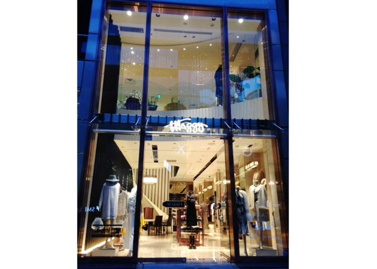 こだわりを感じられるレディースプレタポルテブランド『銀座マギー銀座本店』