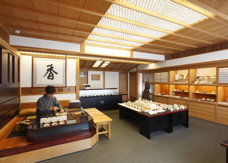 宝永2年から続く京都の老舗で香りを楽しむ!『香老舗 松栄堂 青山香房』