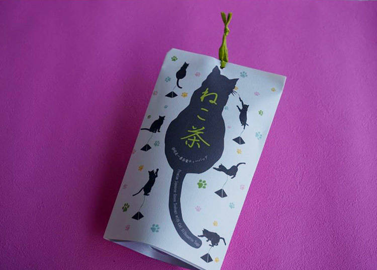リアルな猫の切り絵がタグになった、お茶のティーバック「ねこ茶」