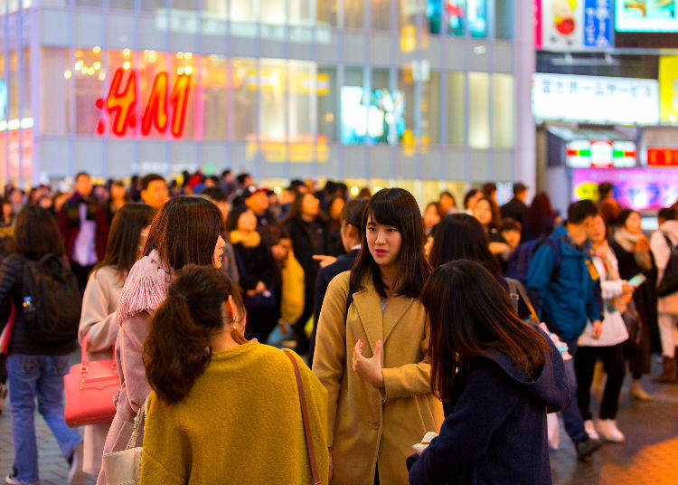 Japanese People Use Sumimasen Often Because They Are Aware of Their Surroundings