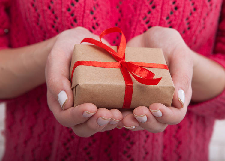 3. Pack small gifts and mementos for others