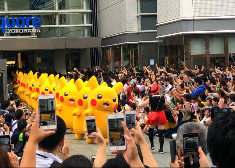 Highlight 1: Cute Pikachus Wandering Around Yohokama and the World’s First Eevee Parade!