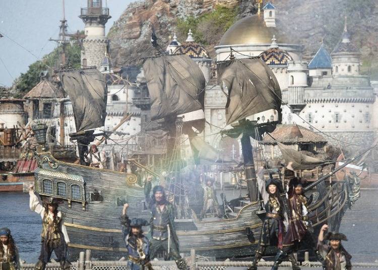 Disney Pirates Summer #1: Pirates Gather in the Mediterranean Harbor for the Big Pirates Summer Battle “Get Wet!” (Tokyo DisneySea)