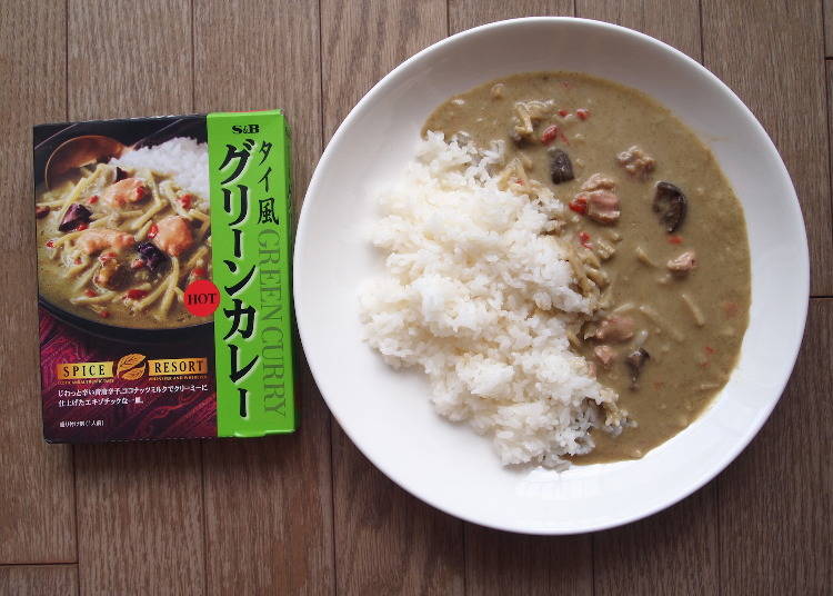 3. Mild Coconut and Pungent Spices: Thai-style Green Curry