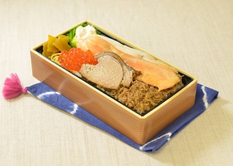 ●4位「三色弁当」つきじ喜代村