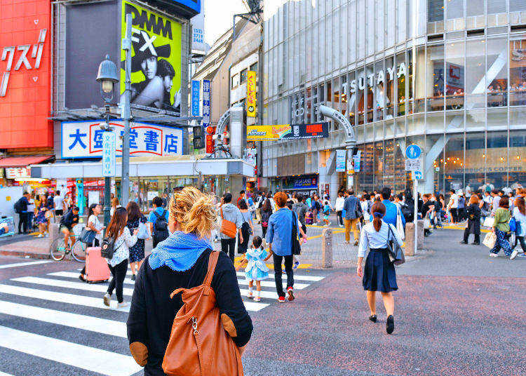 1. 「“誰かがやるだろう“ではなく、街を、共有スペースを”自分たちで綺麗にする“」という考え方
