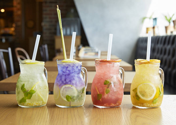 インスタ映え必須!カラフルなオリジナルレモネード(各850円)